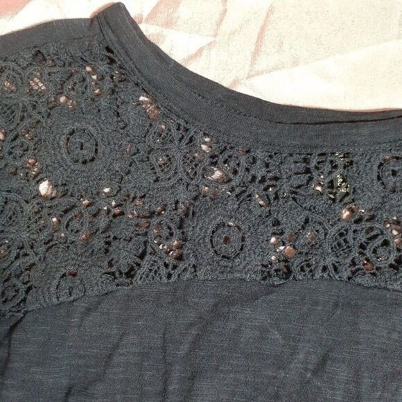 Forever 21 top m Navy blue boxy shirt blouse cotton knit lace detail - Picture 4 of 5